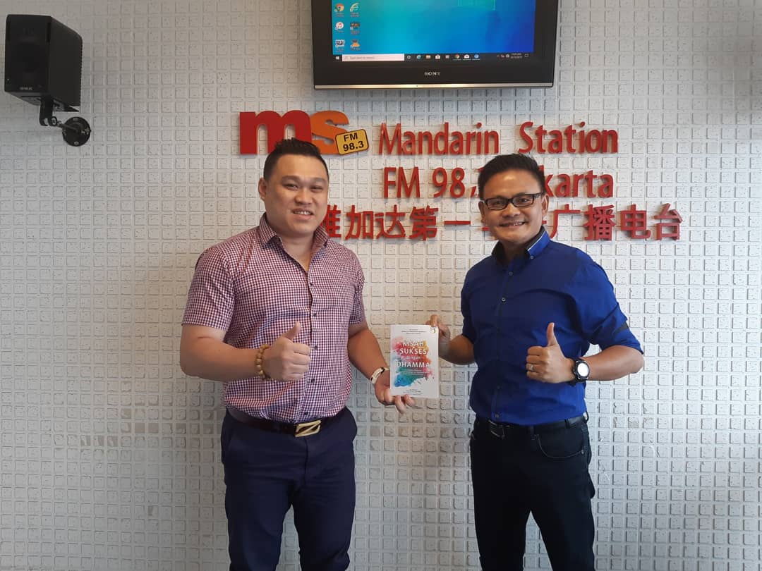 Radio Mandarin Station FM 98.3